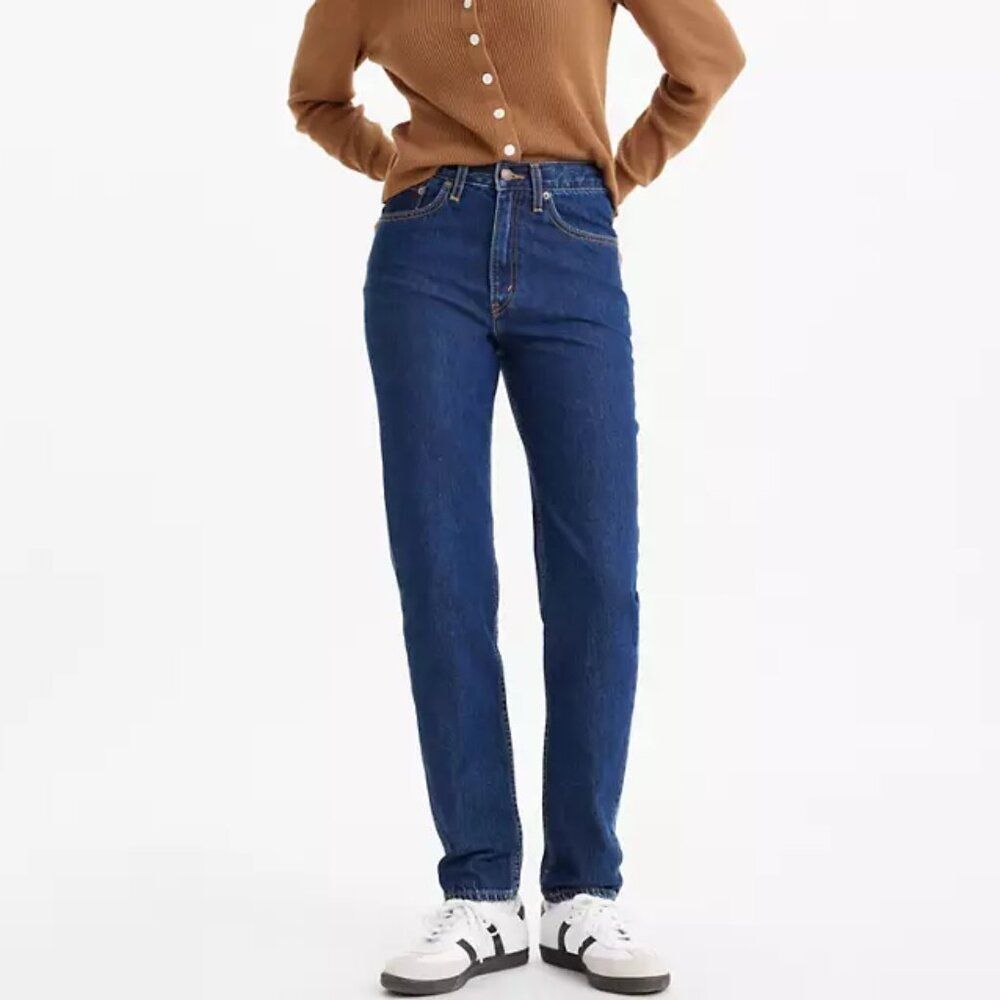 Levi’s Premium 80's Mom Jeans High Rise Tapered Dark Wash Blue Size 23 x 30